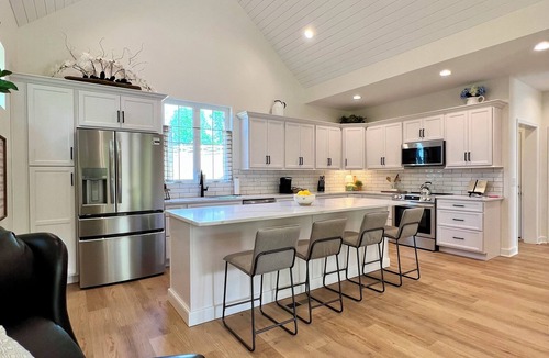 Santa Fe House | Ruth’s Retreat-12 mins from Leipers Fork-sleeps 4