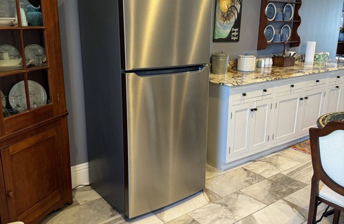Wilmington Apartment | S&K Getaway with heated pool & sauna 9 miles to WEC