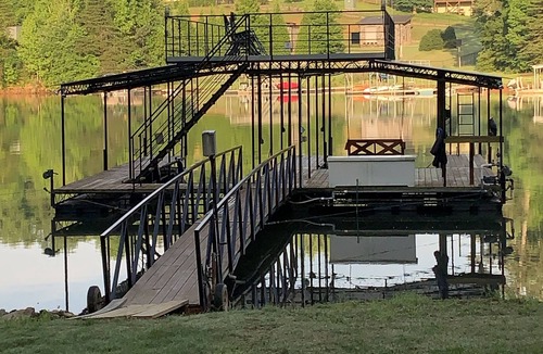 Cumming House | S. Lanier Waterfront-Gentle slope! Family Friendly!