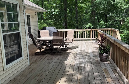 Hagarstown House | Sail Away into a beautiful vacation home with lots of amenities and charm.
