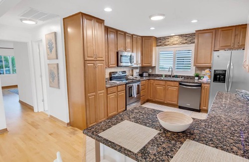 Palm Harbor House | Saltwater Canal Home Heated Pool 3 2 2 Gorgeous Pets Welcome