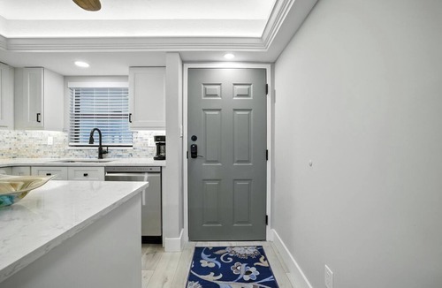 Sanibel Condo | 🌺Sand Pointe 214- All New Luxury with Sweeping Gulf Views *POOL NOT OPEN🐬