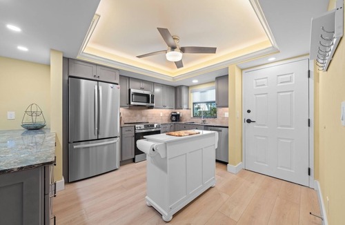 Sanibel Condo | Sand Pointe #218 | Discounted Beachfront Luxury