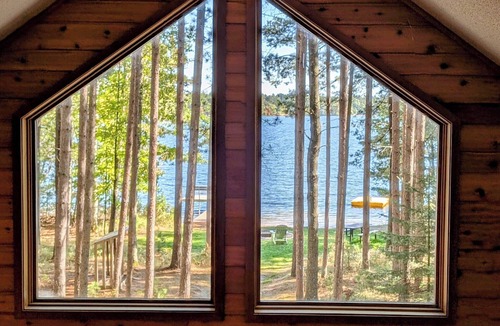 Eagle River House | Sandy Beach, Swim Raft, Fire Pit, AC - Perfect Family Lakehome!