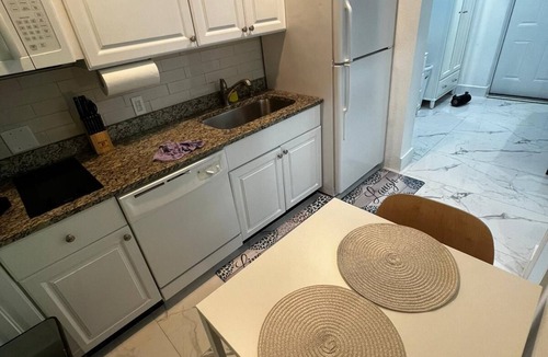 Lake Ridge Apartment | Sandy Shore Studio 5 min to beach