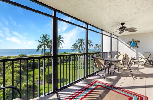 Sanibel Condo | Sanibel Beachfront Luxury Condo Full Gulf View! 3BR, 2 BA! Covered Prkg! Sports!