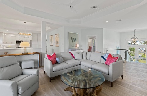 Heron's Landing Hostel | Sanibel Home ready for rentals !