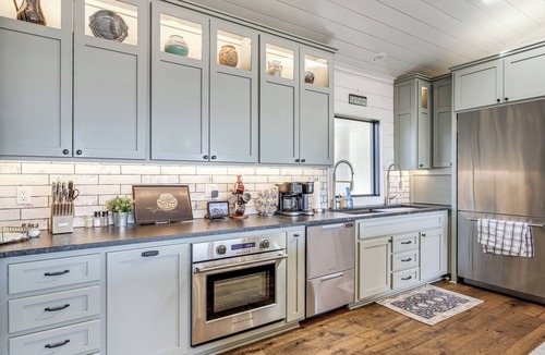 Fairfield Bay Cottage | 'scenic Overlook' - Luxe Greers Ferry Hideaway!