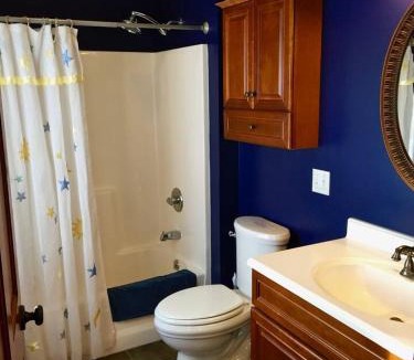 Arcadia House | Schoolhouse Lake Retreat with Free Pontoon