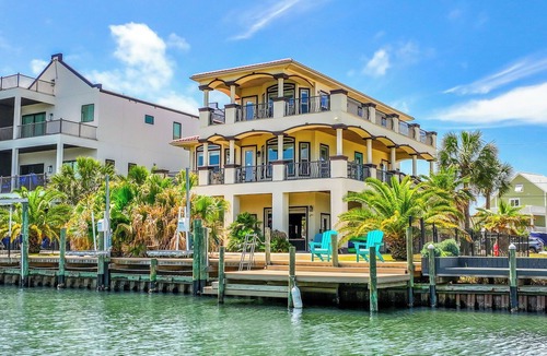 Navarre Beach House | Sea Turtle House-Sound View-Canal-Dock-Private Pool-Elevator