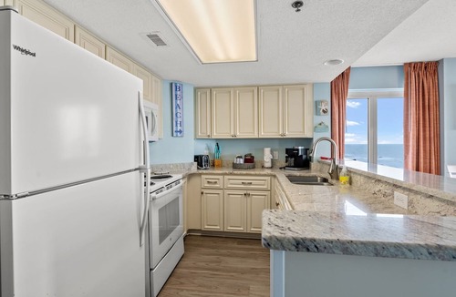 Arcadian Shores Condo | Sea Watch 606 Oceanfront Indoor/Outdoor pool/Beach