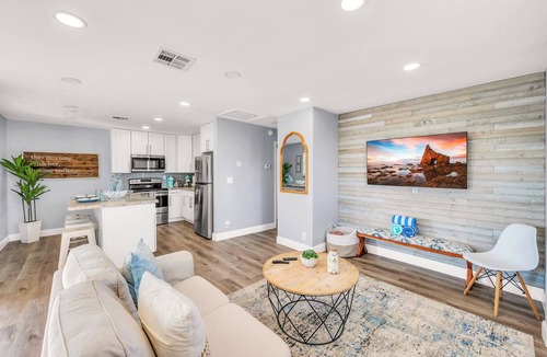 Sanibel Apartment | Seahorse Suites #3. Island Living at it's Best!