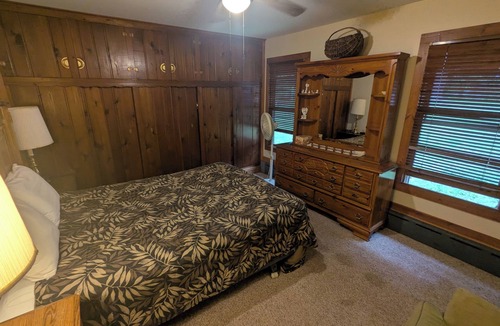 Mercer Resort | Secluded 8 acre lakefront resort on Grand Portage Lake.