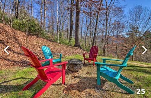 Franklin Cabin | Secluded & Convenient Cabin Franklin NC Pet Friendly Renovated Mountain Views