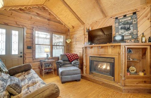 Dahlonega House | Secluded Family Retreat in Dahlonega w/Hot Tub!