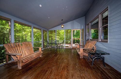 Nashville Cabin | Secluded Hilltop Cabin | Hot Tub, Pool Table & Near Nashville 3BR, 3BA
