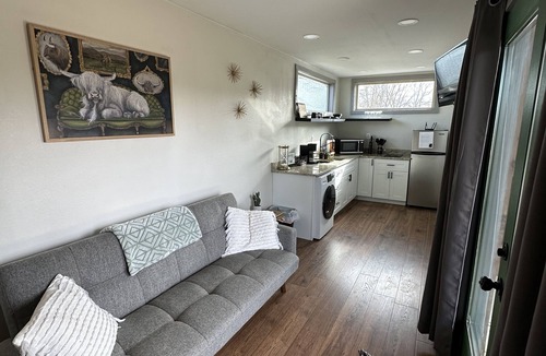 Hatfield Cabin | Secluded Mountain Container - Hot Tub & King Bed