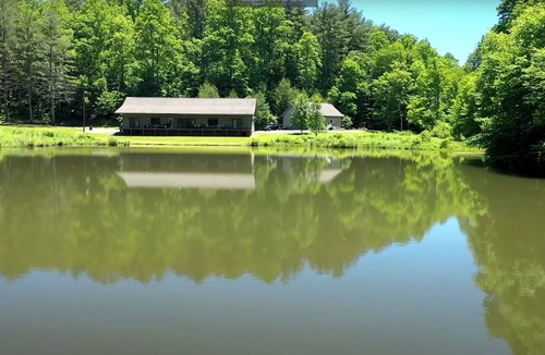 Piper Gap House | Secluded Mountain Lakehouse, Pets Welcome