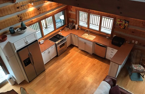 Butler Cabin | Secluded Mountain Top Cabin! NEW Starlink Internet!