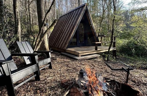 Zirconia Cabin | Secluded Off-Grid Cabin Retreat with Fire Pit & Sauna in Zirconia, North Carolina