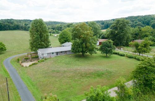 Helmsburg Villa | Secluded Villa on 50+ acres - near IU and Nashville