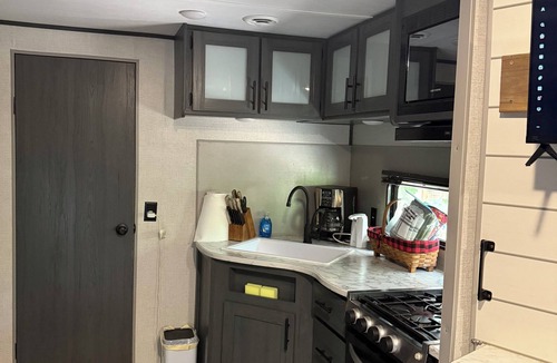 Kings Creek House | Serene 1-bedroom recreational vehicle with AC in Lenoir