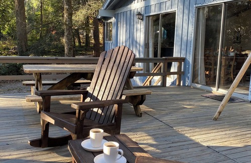Lake Toxaway Cabin | Serene cabin with lake front views in scenic Lake Toxaway