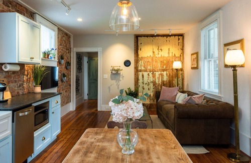 Belmont Apartment | Serene Garden Apartment | Luxury Extended Stay in Beautiful Downtown Belmont