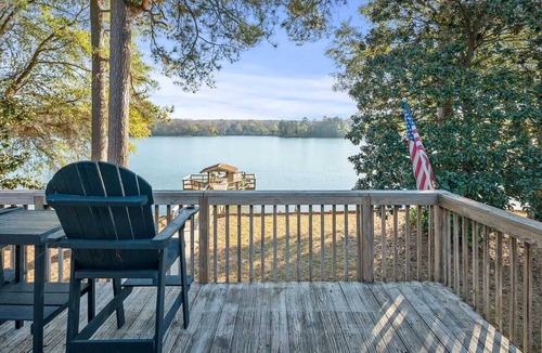 Belmont House | Serene Lakefront Home on Lake Wylie | Belmont