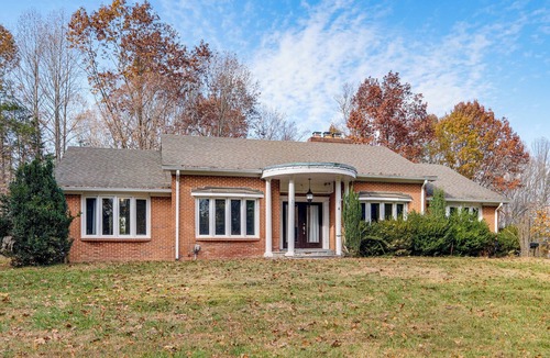 Catharpin House | Serene & Spacious! Family-Friendly Catharpin Home