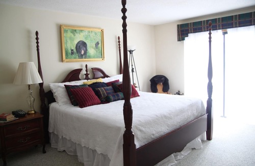 Sky Valley Ski Chalet | Serenity Awaits You At The Towns Chalet, A Relaxing Stay With Beautiful Views