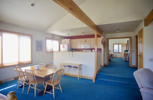 Fish Creek Bed & Breakfast | Settlement Inn & Lavender Spa