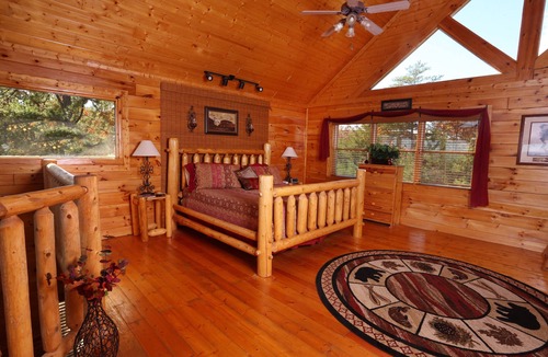 Sevierville Villa | Sevierville 37 - Two Bedroom Villa, Sleeps 10