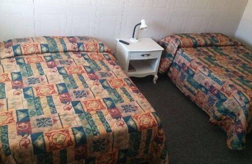 Ashern Hotel | Sharptail Motor