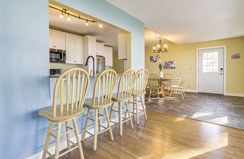 Cecil House | Shawano Lake House w/Boat Dock, Kayaks, & Grill!