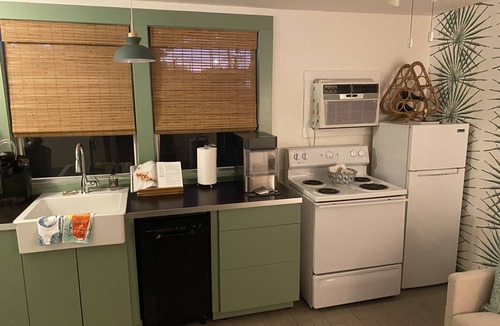 Esplanade Ridge Cottage | Shelby's Cottage Charming 1BR stand-alone cottage in the heart of Bayou St. John