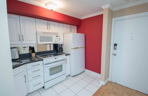Downtown Atlanta Apartment | Short walk to Centennial Park and Mercedes Benz