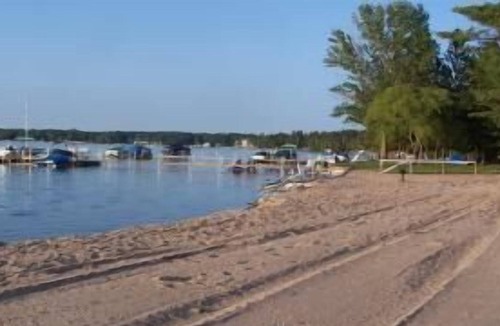 Silver Lake Cottage | Silver Lake Summer Haven