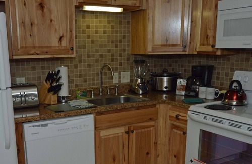 Snowshoe Condo | Silvercreek #1215: 2 bedroom, 2 bath. Newest, nicest rental in kid friendly Silver Creek