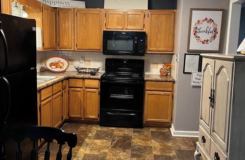 Savannah House | Single house 3 bed rooms bath kitchen sitting room