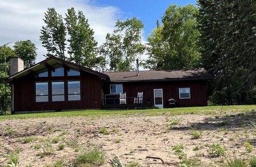 Brimley House | Sitting on the Back of the Bay