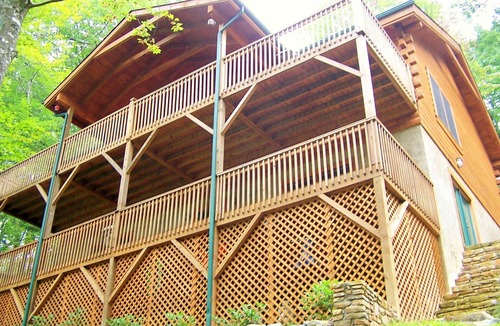 Wolf Laurel Cabin | Ski & Golf Paradise in Wolf Laurel-Home to Hatley Pt Ski Resort