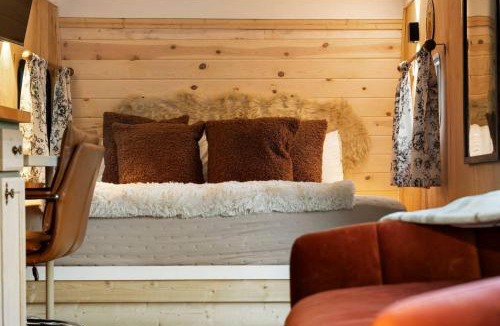 Sylva Apartment | Skylar - Riverside Retreat, Hot Tub, Fire Pit and Mountain Views