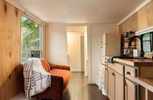 Sylva Apartment | Skylar - Riverside Retreat, Hot Tub, Fire Pit and Mountain Views