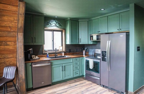 Stanton Cabin | Slate Estate Brand NEW RRG Cabin