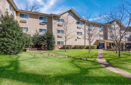 Columbus Hotel | Sleep Inn & Suites Columbus near Fort Benning