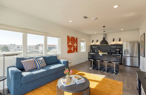 Historic Edgefield Apartment | Sleeps 144 | Entire Hotel w/Rooftop | The Carter