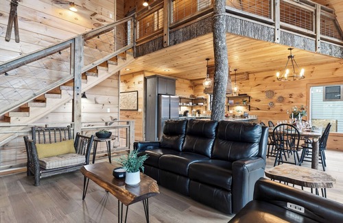 Gatlinburg Cabin | Sleeps 23 | 2 Cabins w/Indoor Pools + Hot Tubs + Saunas | Theater + Game Rooms