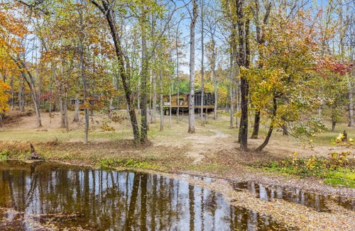 Berkeley Springs House | Sleepy Creek - hot tub, pets, grill, fire pit, wifi, screen porch, creekside