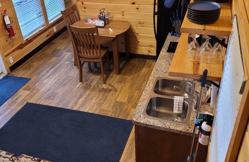 Howell Cabin | Smoky Mountain Chalet Cottage